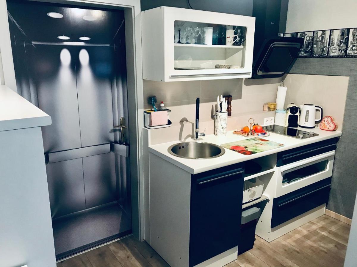 Wohnung Mit Charme, Netflix 赖因斯特滕 外观 照片