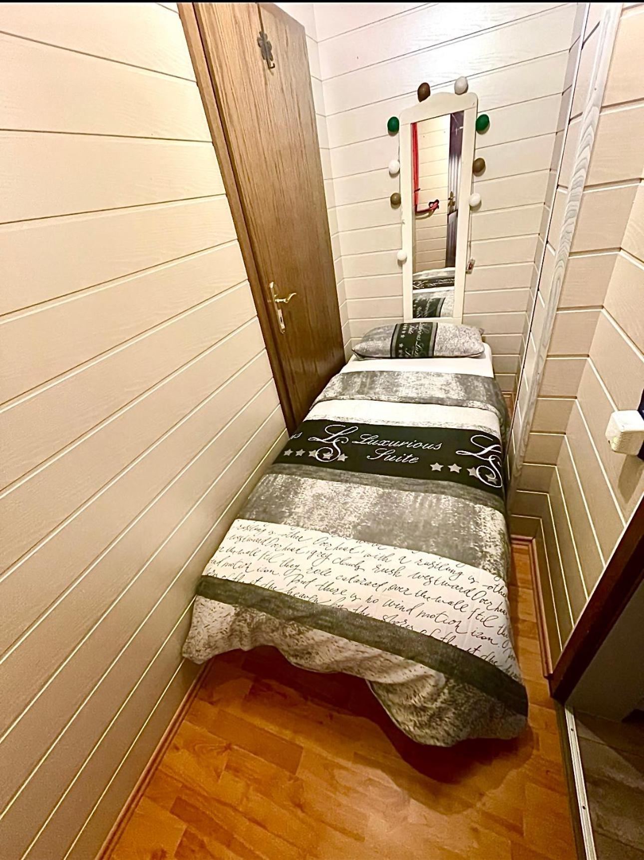 Wohnung Mit Charme, Netflix 赖因斯特滕 外观 照片